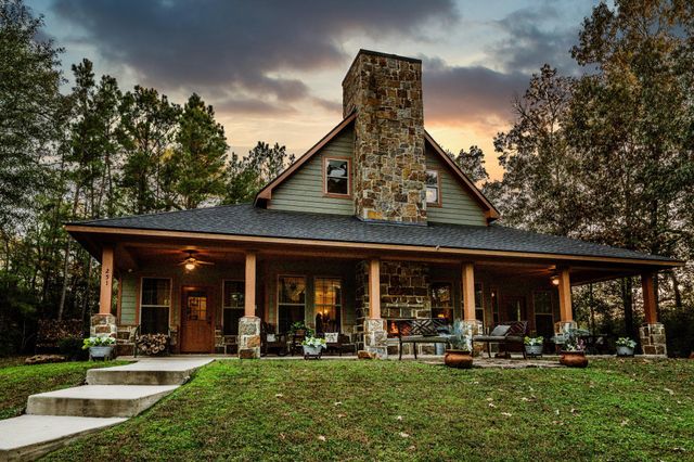 251 Deep Forest Drive, Trinity, TX 75862