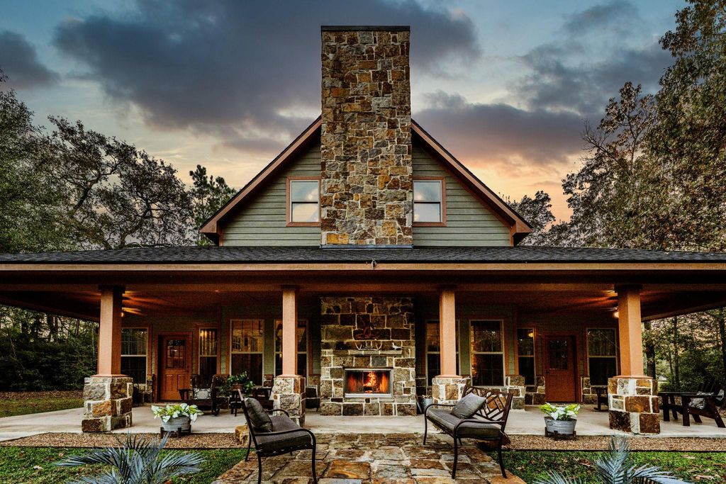 251 Deep Forest Drive, Trinity, TX 75862