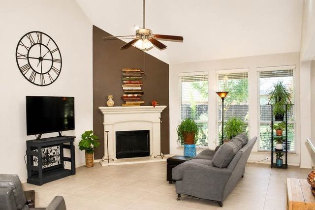 4409 Lugano Terrace, Fort Worth, TX 76036