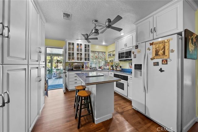 3322 Washington, San Bernardino, CA 92407