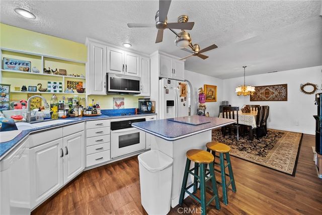 3322 Washington, San Bernardino, CA 92407