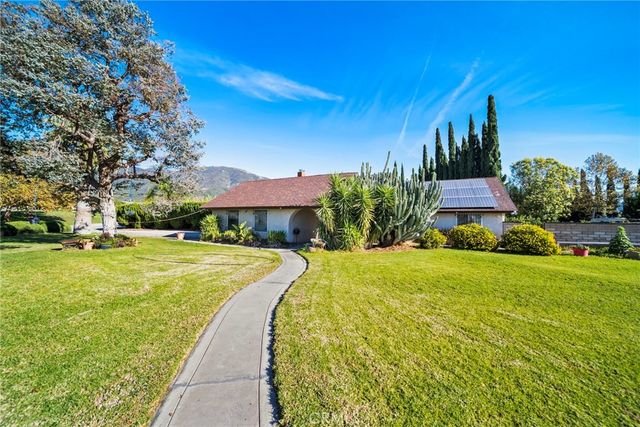 3322 Washington, San Bernardino, CA 92407