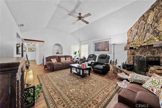 3322 Washington, San Bernardino, CA 92407