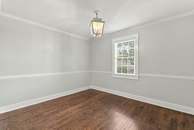 2722 Sharondale Ct, Nashville, TN 37215
