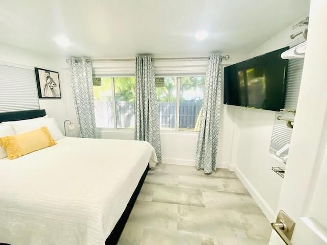 701 NE 17 Way, Fort Lauderdale, FL 33304