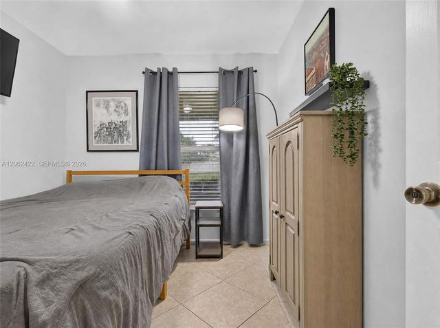23410 Liberty Bell Terrace, Boca Raton, FL 33433
