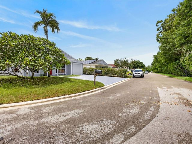 23410 Liberty Bell Terrace, Boca Raton, FL 33433