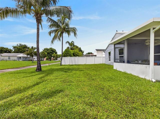 23410 Liberty Bell Terrace, Boca Raton, FL 33433