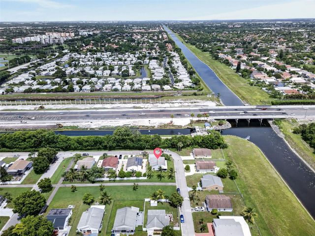 23410 Liberty Bell Terrace, Boca Raton, FL 33433