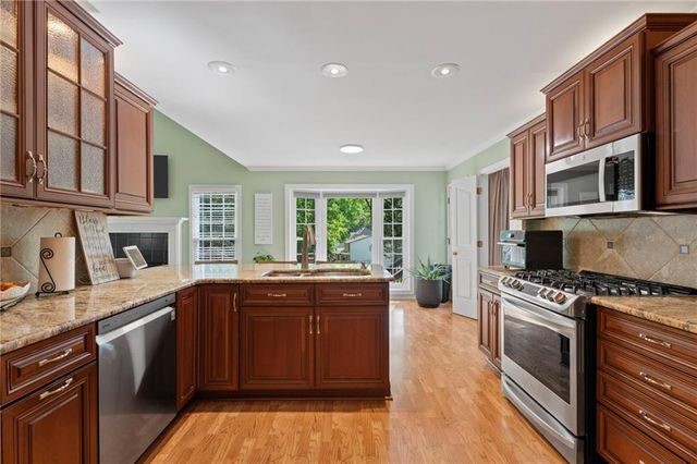 6023 Wyndham Woods Drive, Powder Springs, GA 30127