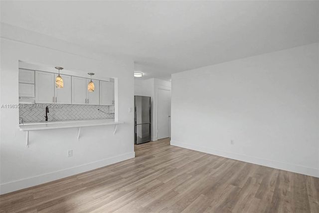 60 NW 79th St 10, Miami, FL 33150