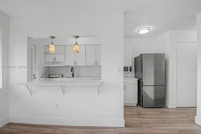 60 NW 79th St 10, Miami, FL 33150