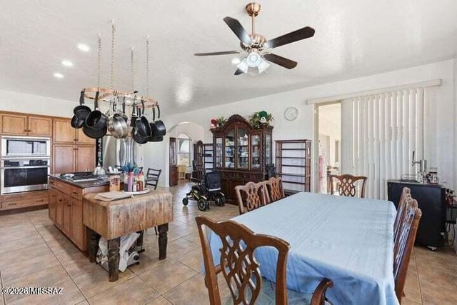 10427 E Blue Sky Vista, Hereford, AZ 85615