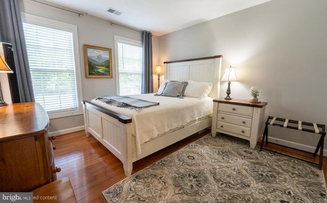 8091 SAMUEL WALLIS ST, Lorton, VA 22079