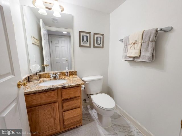 8091 SAMUEL WALLIS ST, Lorton, VA 22079