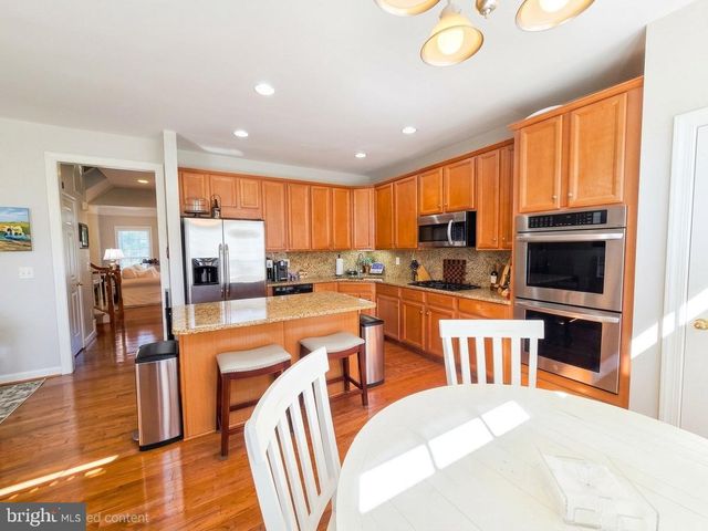 8091 SAMUEL WALLIS ST, Lorton, VA 22079