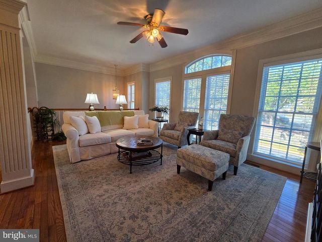 8091 SAMUEL WALLIS ST, Lorton, VA 22079