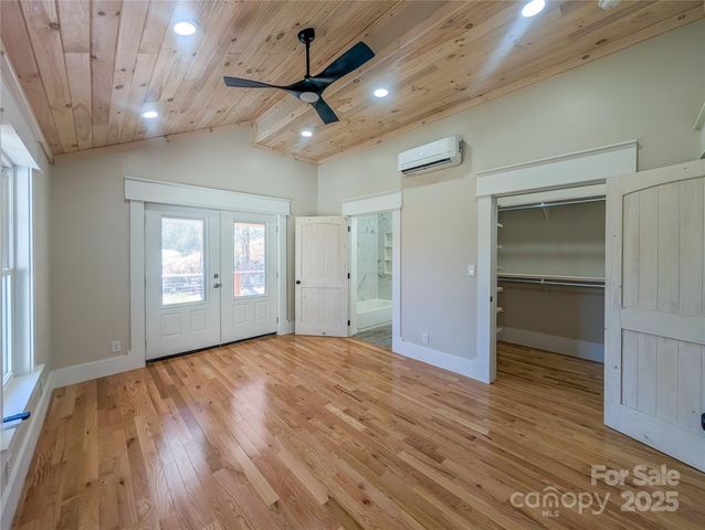 7854 E US Highway 19E None, Burnsville, NC 28714