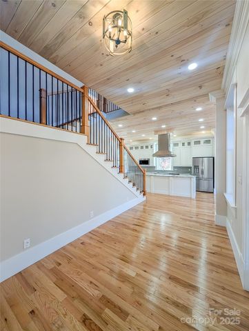 7854 E US Highway 19E None, Burnsville, NC 28714