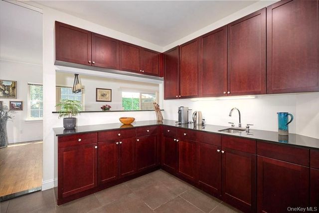 1 Preserve Court, White Plains, NY 10607
