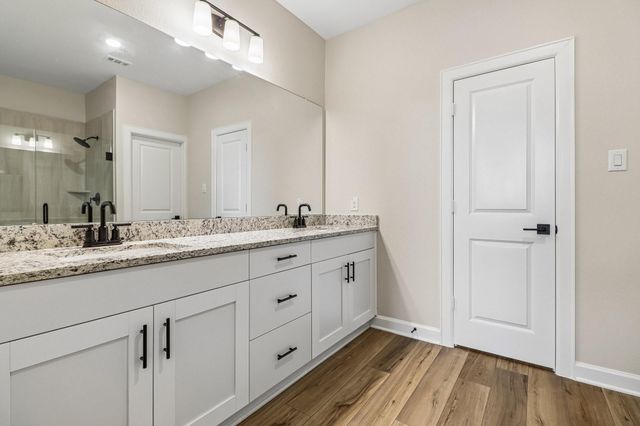 3202 Bolt Rope Drive, Texas City, TX 77510