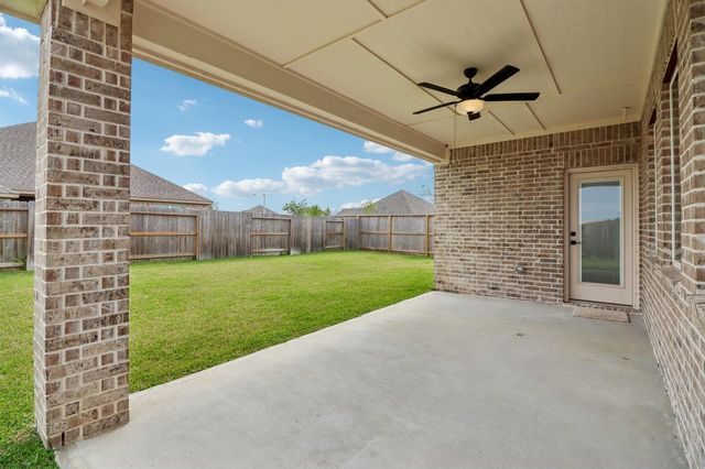 3202 Bolt Rope Drive, Texas City, TX 77510