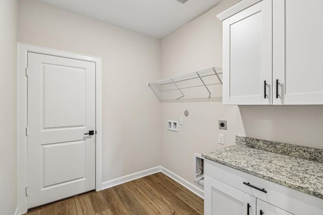 3202 Bolt Rope Drive, Texas City, TX 77510