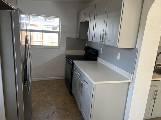 1633 NE 53rd Court, Pompano Beach, FL 33064