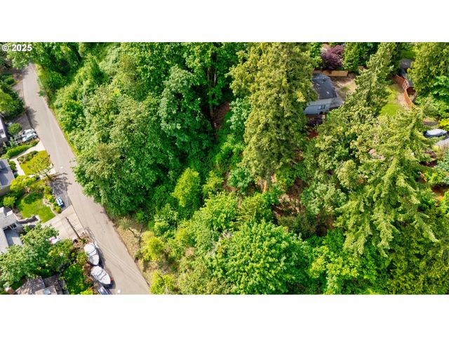 19155 NIXON Ave, West Linn, OR 97068