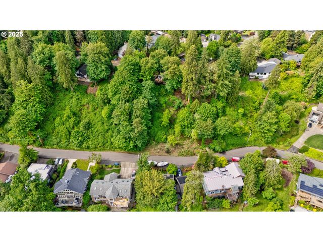 19155 NIXON Ave, West Linn, OR 97068