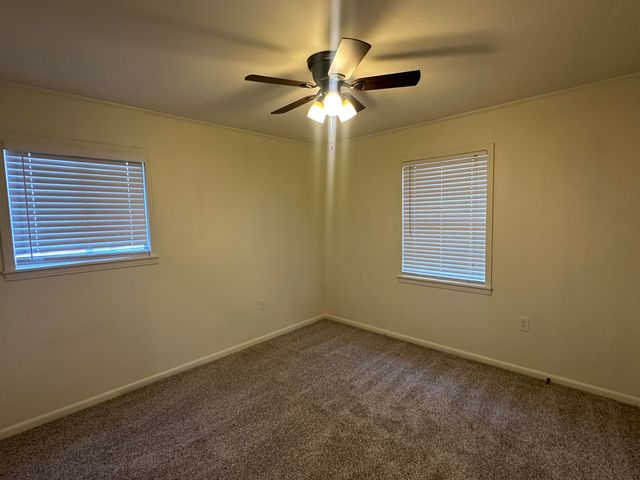 605 Woodland Hills, Hattiesburg, MS 39402