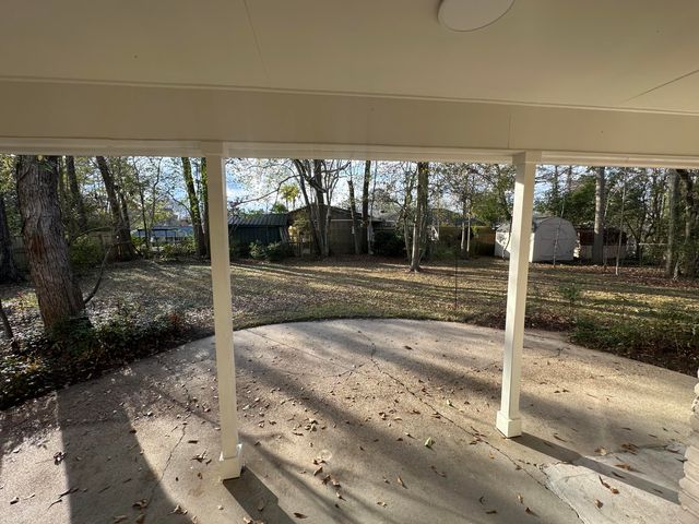 605 Woodland Hills, Hattiesburg, MS 39402