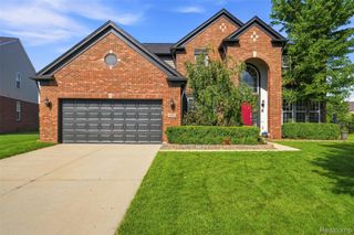 49894 Bloomsbury Lane, Macomb Township, MI 48044