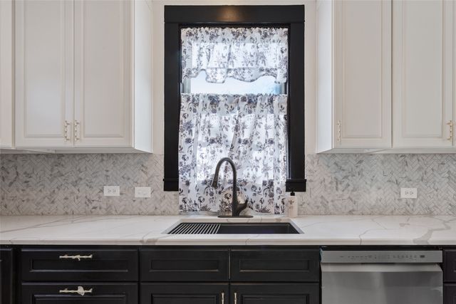 900 W 6th Street, Mcgregor, TX 76657