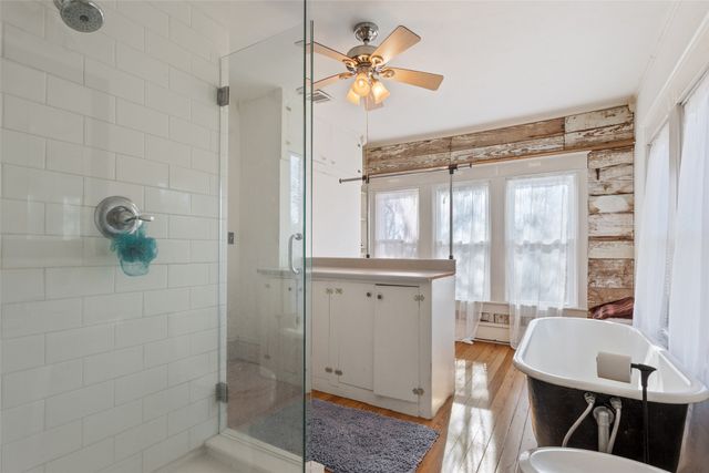 900 W 6th Street, Mcgregor, TX 76657