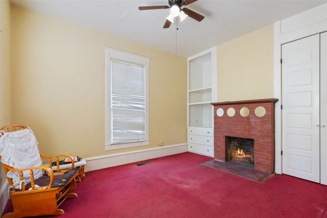 900 W 6th Street, Mcgregor, TX 76657