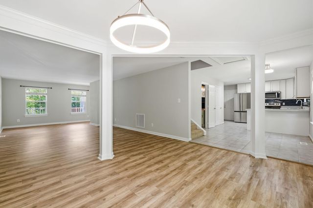 5425 S BRANCH RD, Fredericksburg, VA 22407