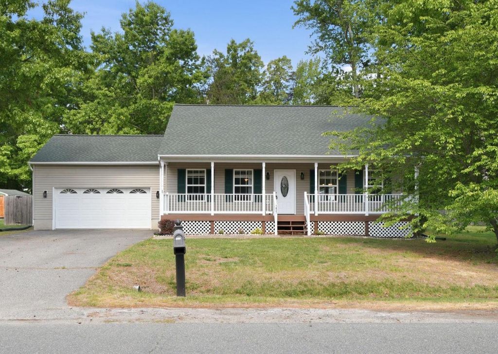 5425 S BRANCH RD, Fredericksburg, VA 22407
