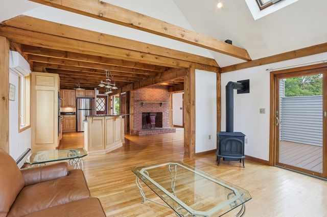 15 Town Rd, Littleton, MA 01460