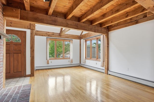 15 Town Rd, Littleton, MA 01460