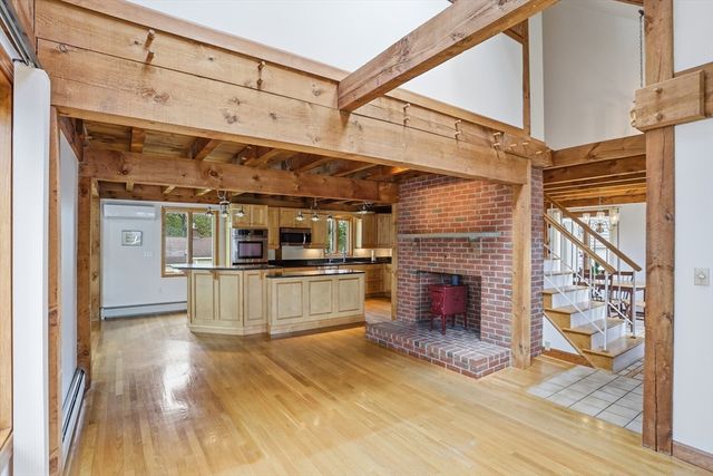 15 Town Rd, Littleton, MA 01460