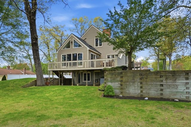 15 Town Rd, Littleton, MA 01460