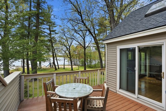 15 Town Rd, Littleton, MA 01460
