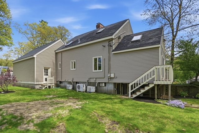 15 Town Rd, Littleton, MA 01460