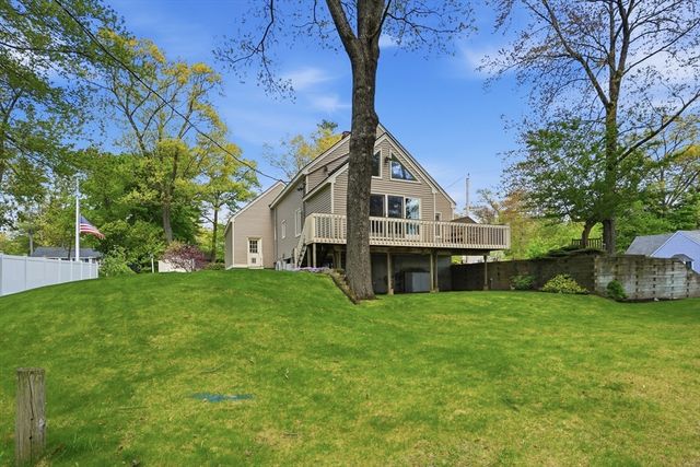 15 Town Rd, Littleton, MA 01460