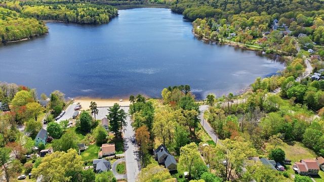 15 Town Rd, Littleton, MA 01460