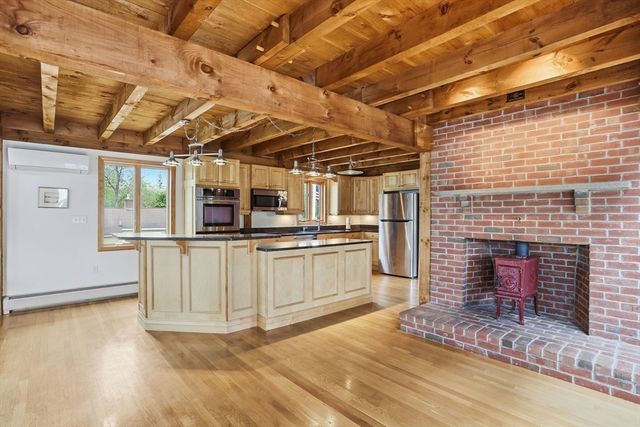15 Town Rd, Littleton, MA 01460