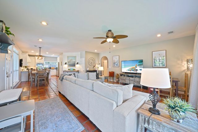 9815 US Highway 98 W, Unit 44, Miramar Beach, FL 32550