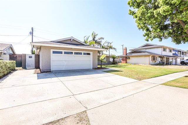 1123 S Chantilly, Anaheim, CA 92806
