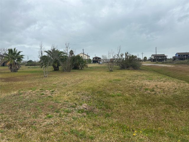 2023 Front Avenue, Port Bolivar, TX 77650